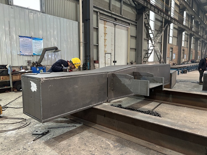 山西鋼結(jié)構(gòu)公司，找山西盛大鋼構(gòu)28年老廠專業(yè)承包資質(zhì)