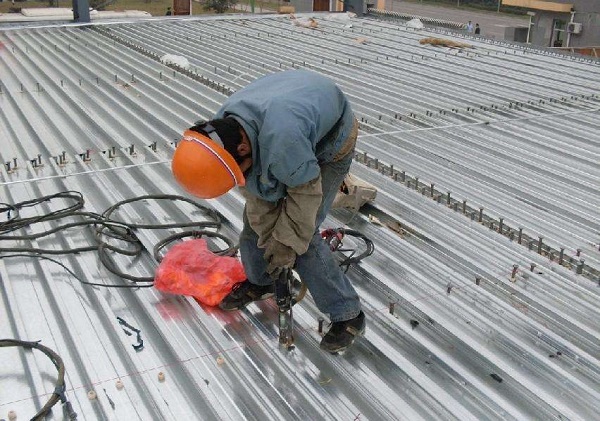 鋼結(jié)構樓承板施工