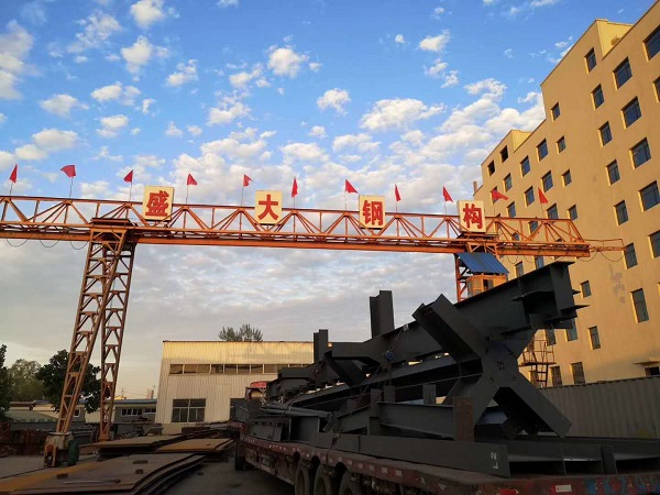 山西樓承板廠(chǎng)家 開(kāi)口樓承板